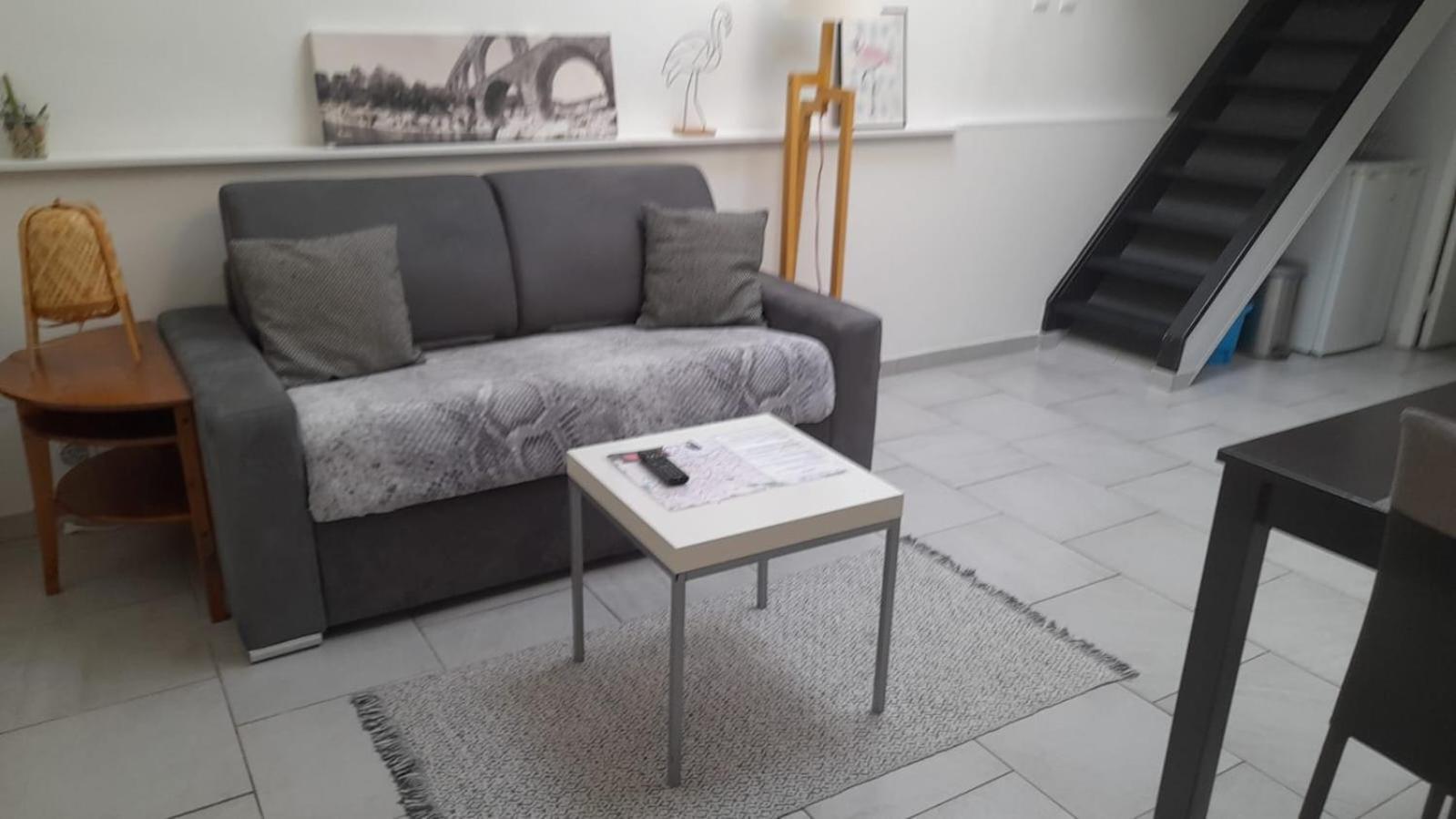 Apartmán Duplex Denim Nîmes Exteriér fotografie